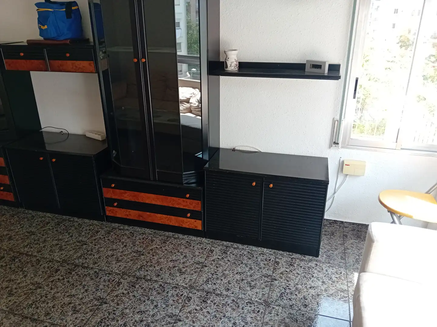 Living room of Flat for sale in Girona  with Air Conditioner, Heating and Terrace