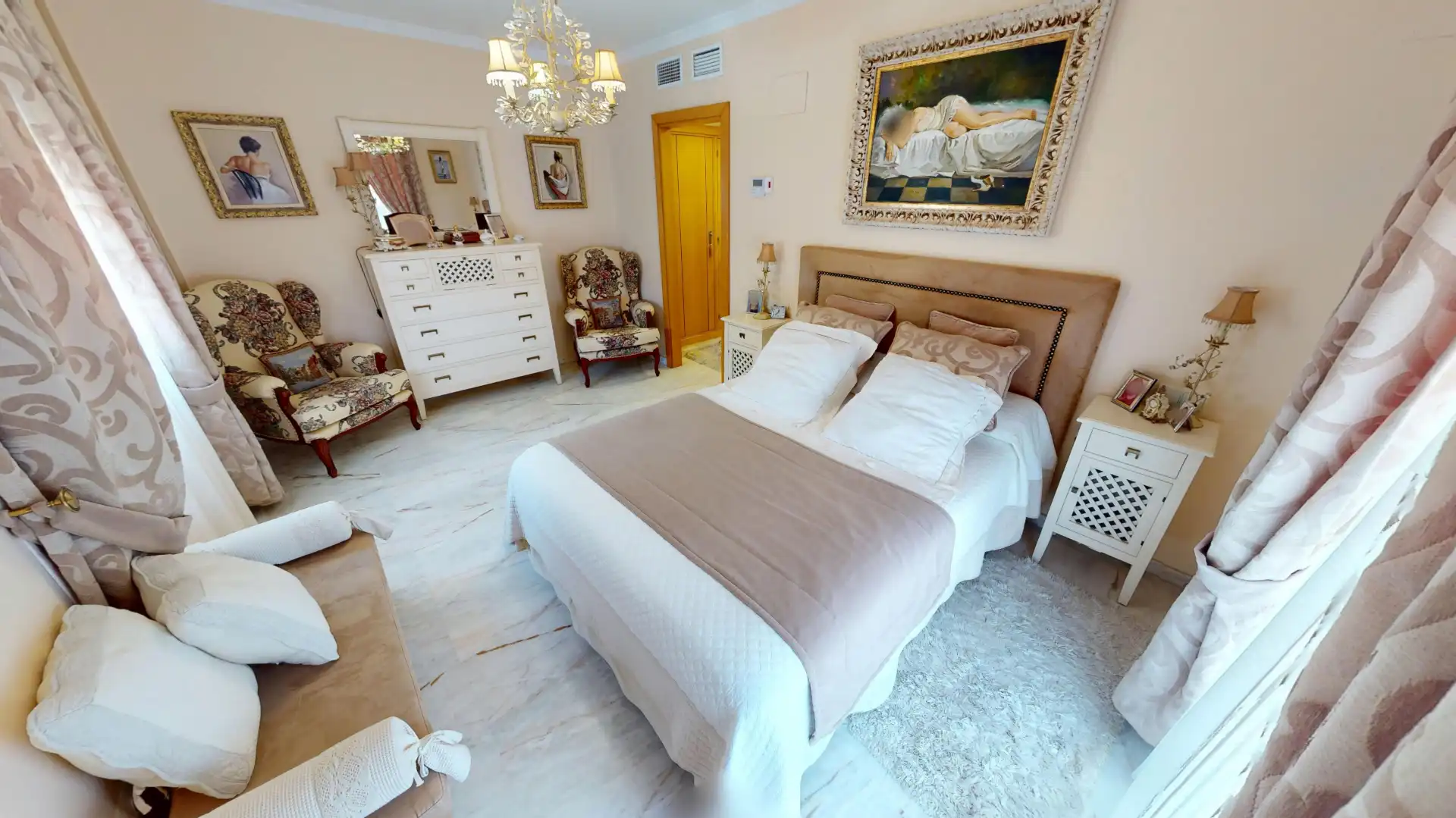 Habitación de Casa o chalet en venta en Torremolinos con Aire acondicionado, Calefacción y Jardín privado