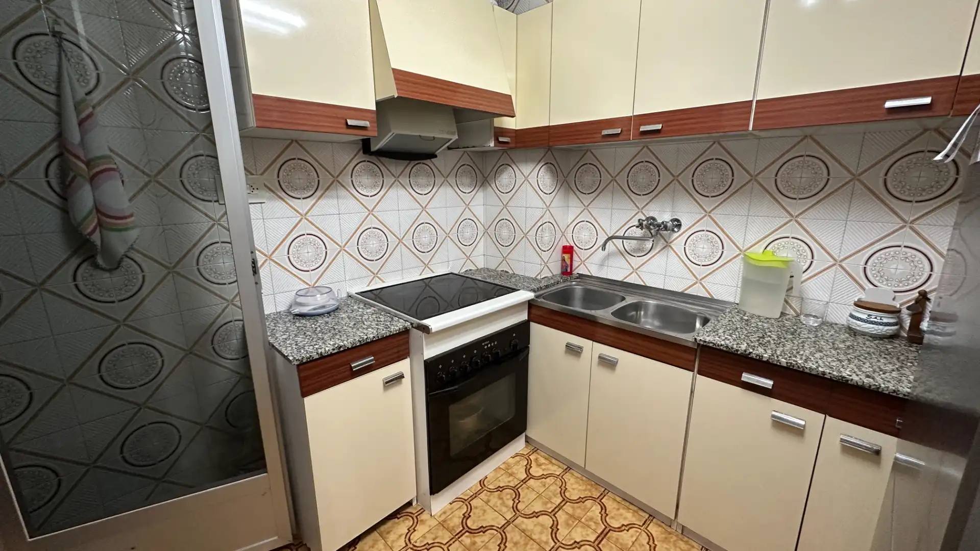Kitchen of Flat for sale in Rafal  with Air Conditioner, Furnished and Balcony