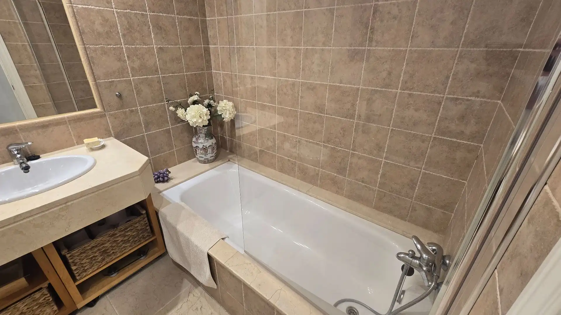 Piso con piscina en venta en Pico de Alcazaba 21, imagen 29