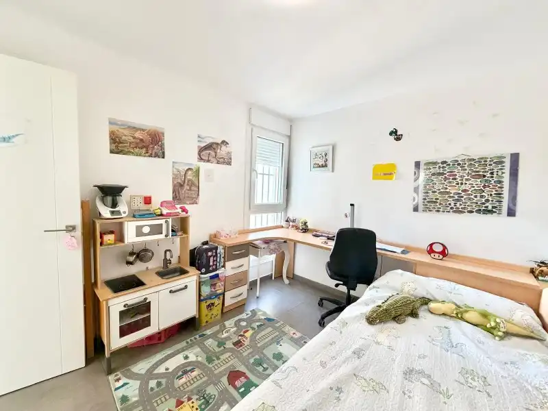 Bedroom of Flat for sale in Teatinos - Universidad