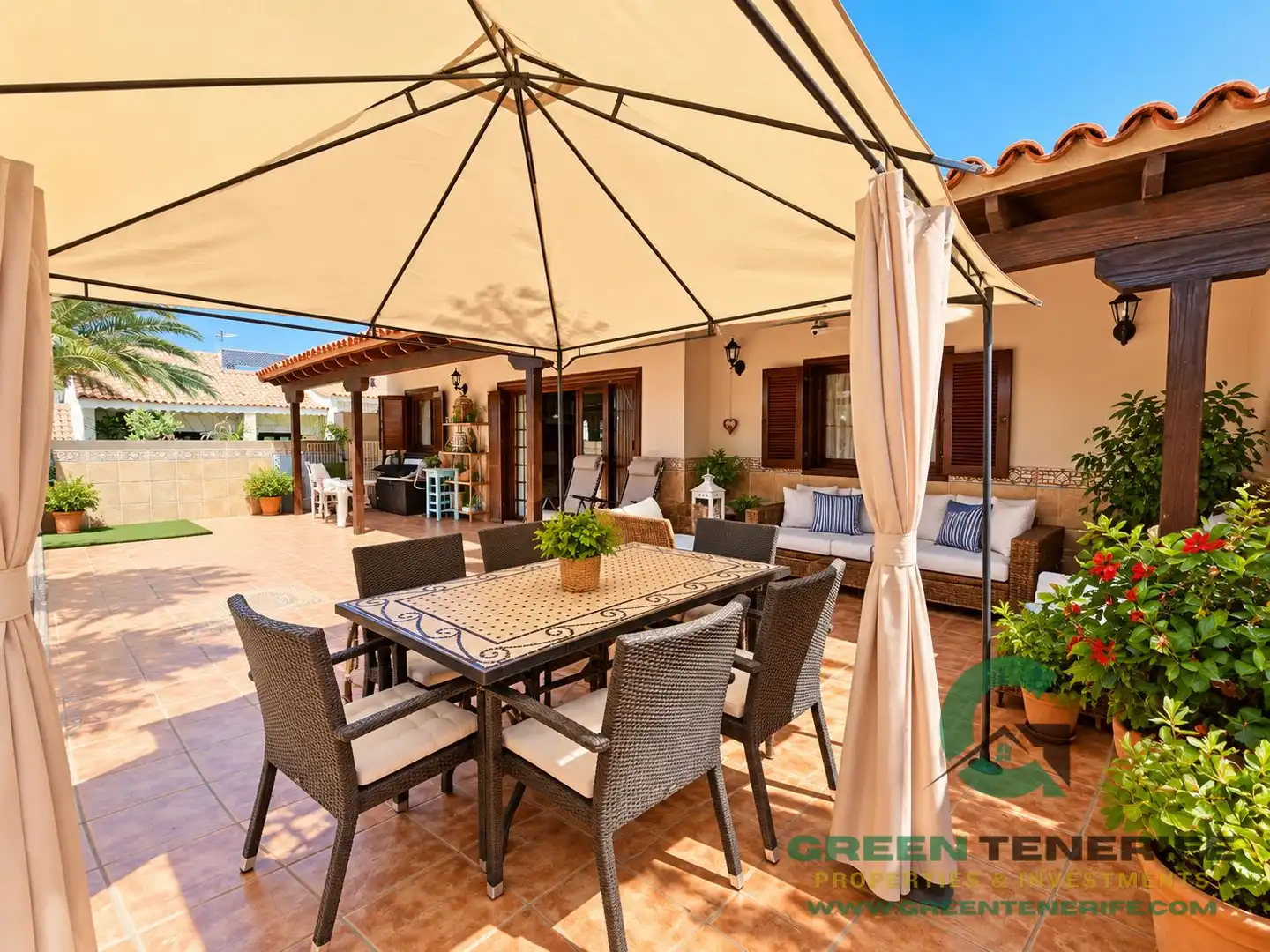 Terrassa de Casa o xalet en venda en San Miguel de Abona amb Aire condicionat, Terrassa i Piscina