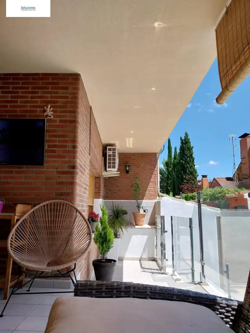 Terraza de Casa adosada en venta en Albacete con Aire acondicionado, Calefacción y Jardín privado