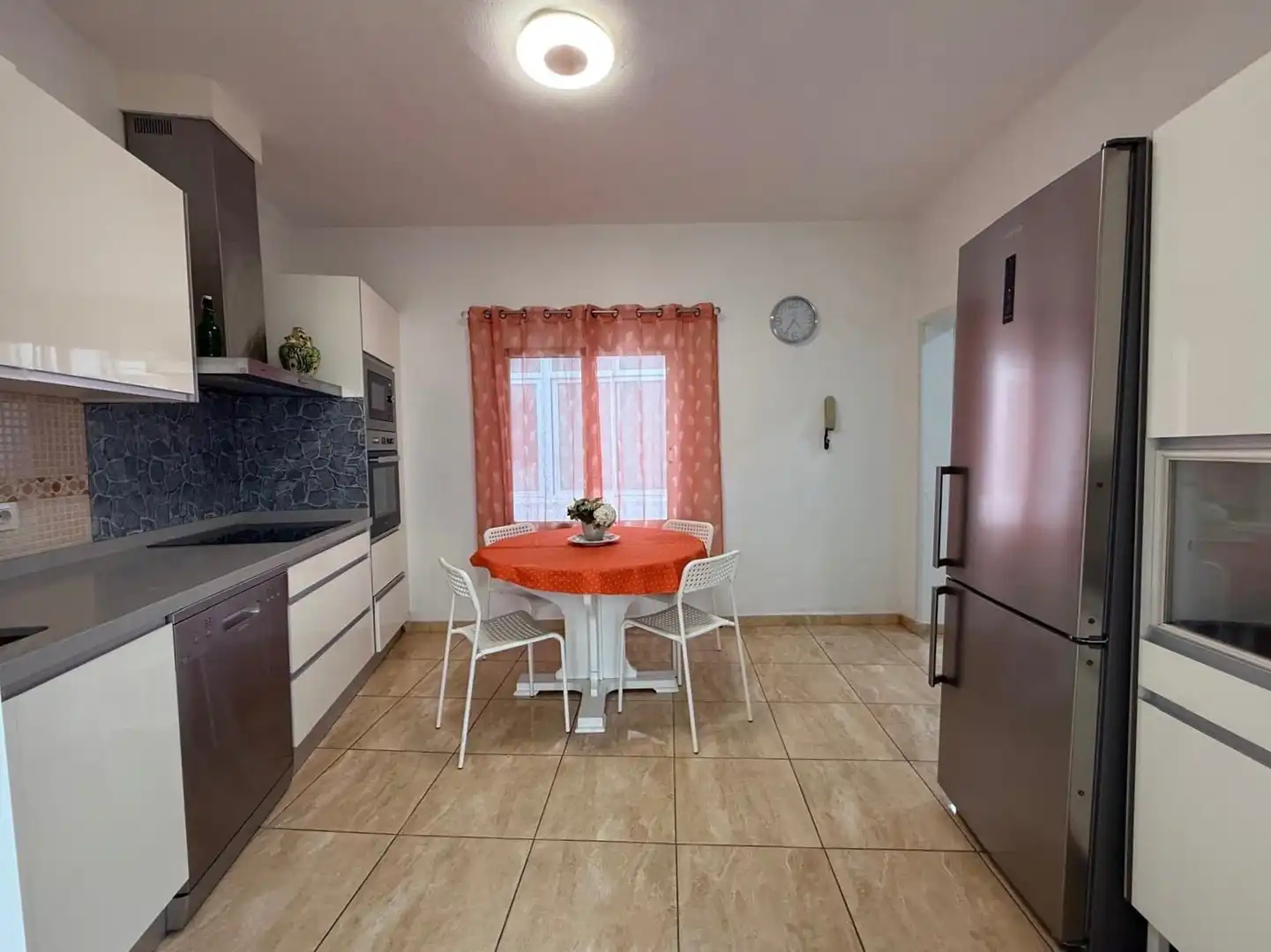 Kitchen of Flat for rent in Granadilla de Abona  with Air Conditioner, Heating and Furnished