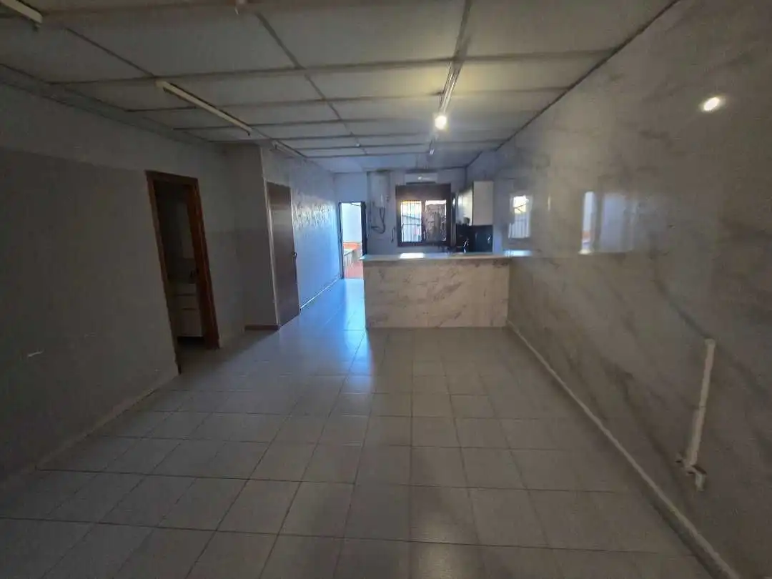 Local comercial en venda a Llevant