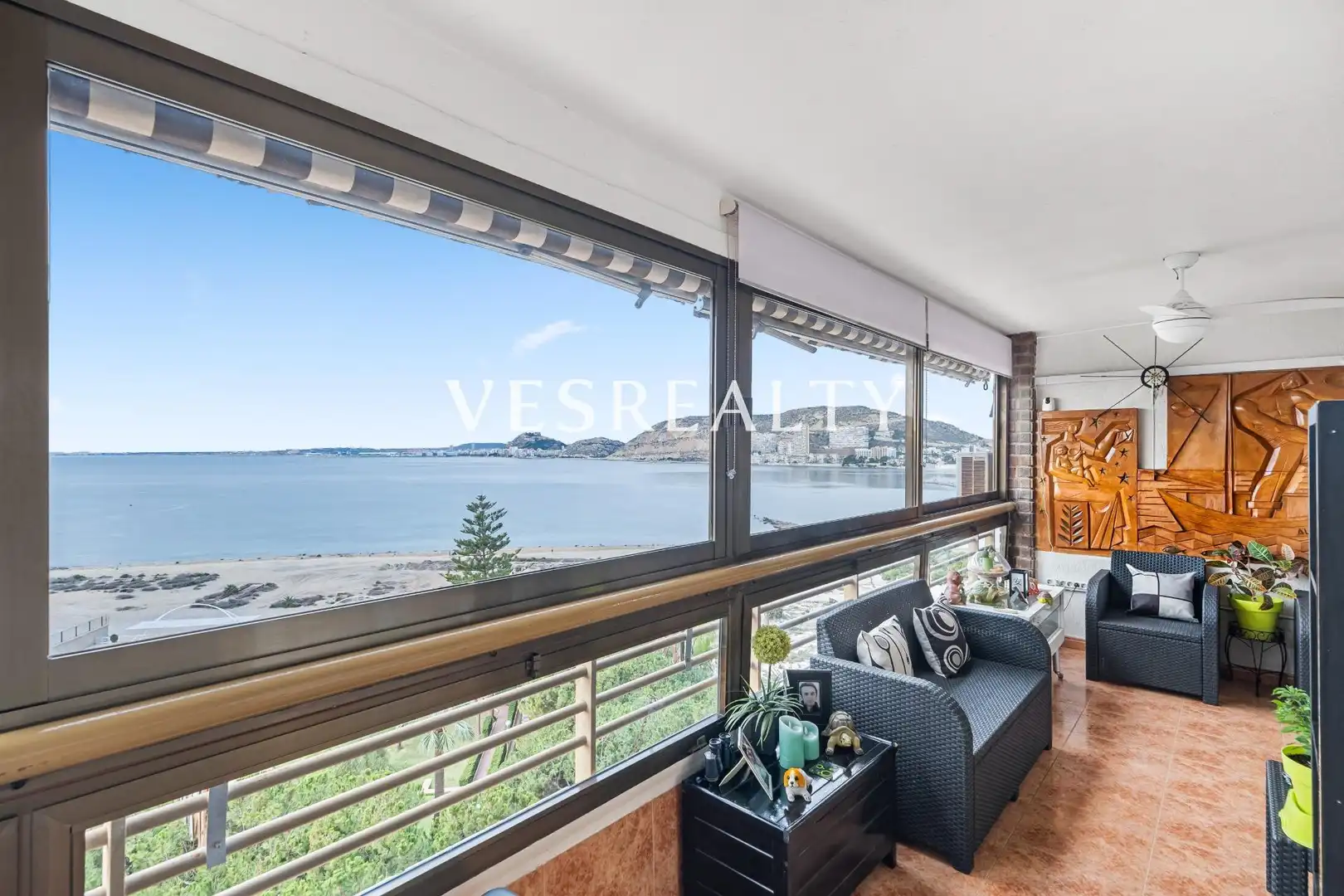 Apartament amb terrassa en venda a Playa de San Juan - El Cabo de las Huertas