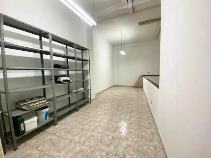Local comercial en venta en CONDE DE TORRECEDEIRA, imagen 6