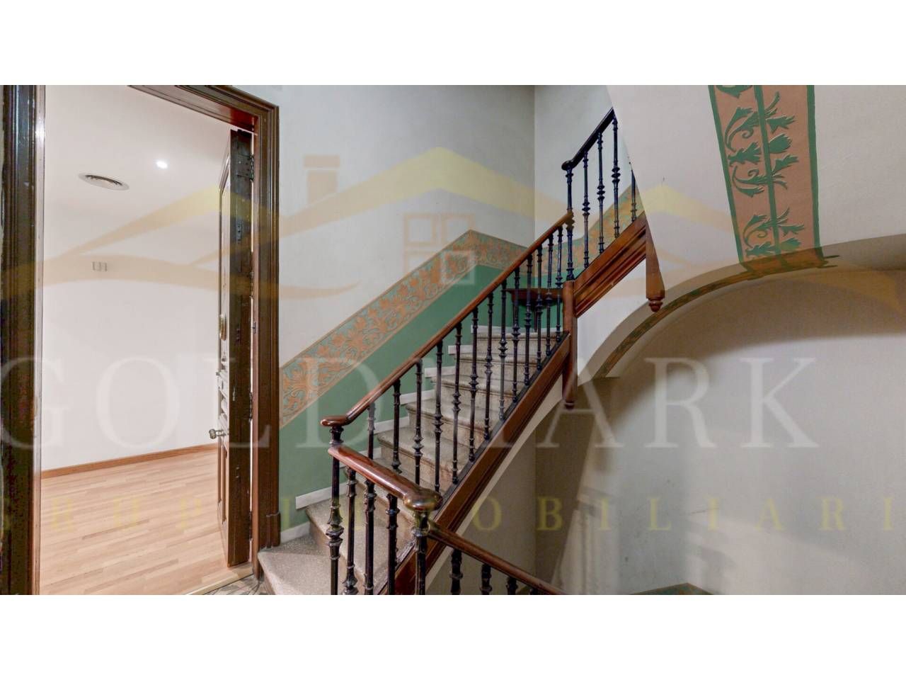 Pis en venda en  Barcelona Capital amb Aire condicionat, Parquet i Balcó