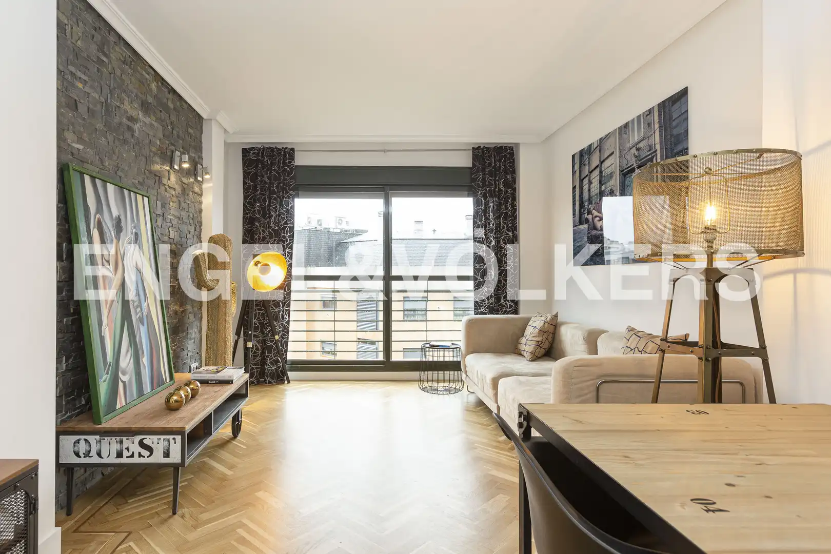 Living room of Attic for rent in Madrid  with Air Conditioner, Heating and Parquet flooring