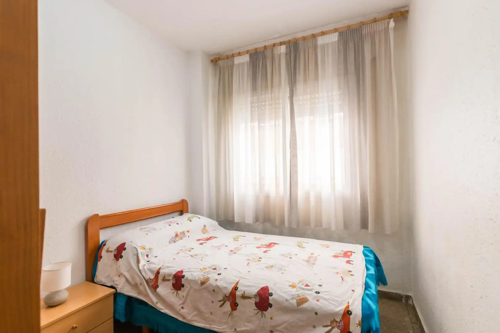 Schlafzimmer von Wohnung zur Miete in Murcia mit Klimaanlage, Terrasse und Abstellraum