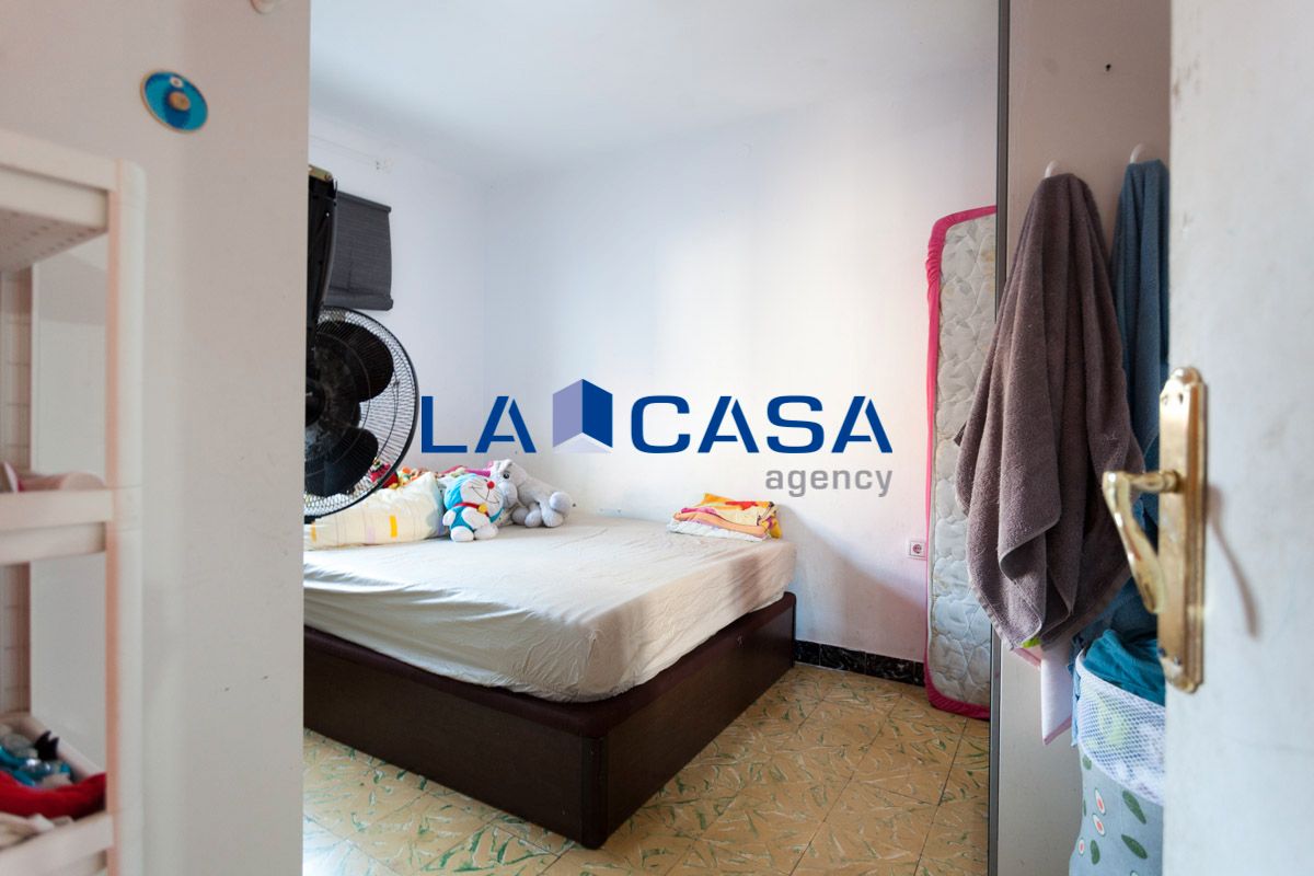 Flat for sale in L'Hospitalet de Llobregat  with Terrace and Balcony