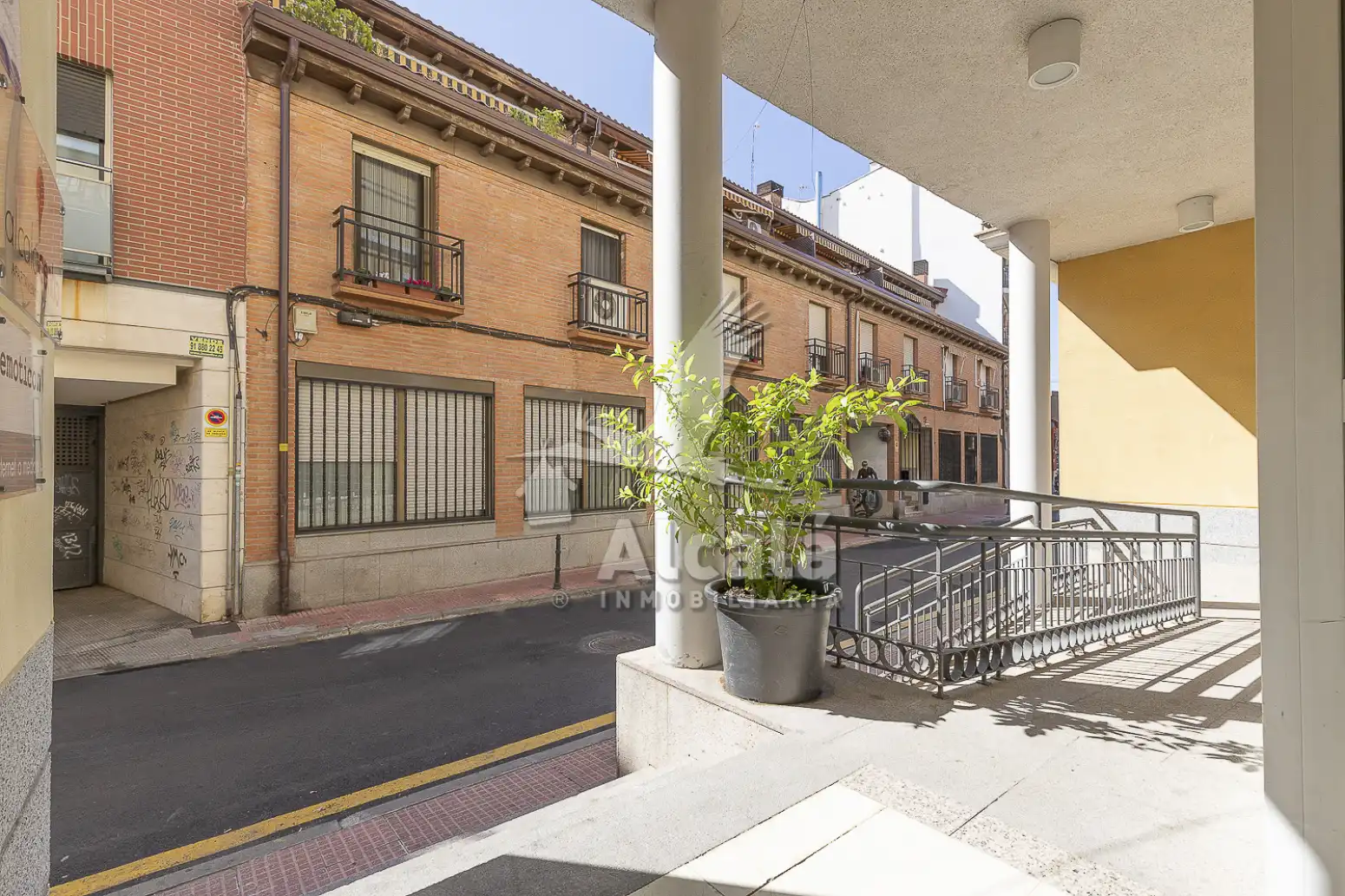 Vista exterior de Piso en venta en Alcalá de Henares con Aire acondicionado y Calefacción