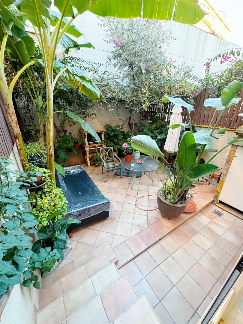 Terraza de Casa adosada en venta en Sabadell con Trastero