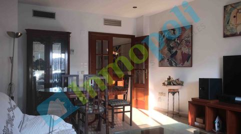 Foto 2 de Piso de alquiler en Avenida Sinforiano Madroñero, Valdepasillas - La Paz - Huerta Rosales, Badajoz Capital