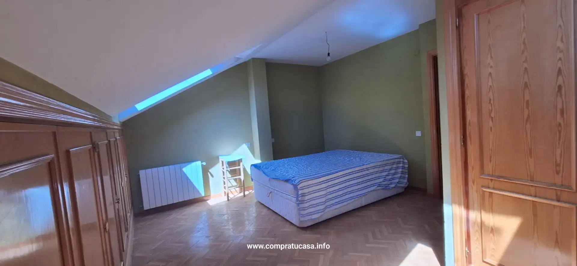 Piso en venta en Segovia con Calefacción, Jardín privado y Parquet