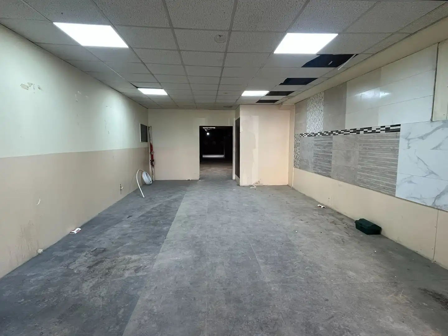 Locale commerciale in affitto a Nord-est