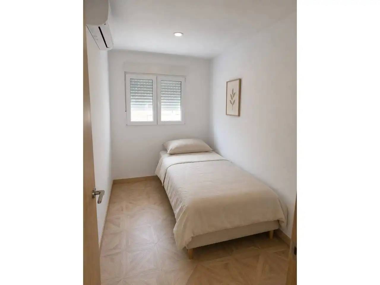 Bedroom of Flat for sale in Elda