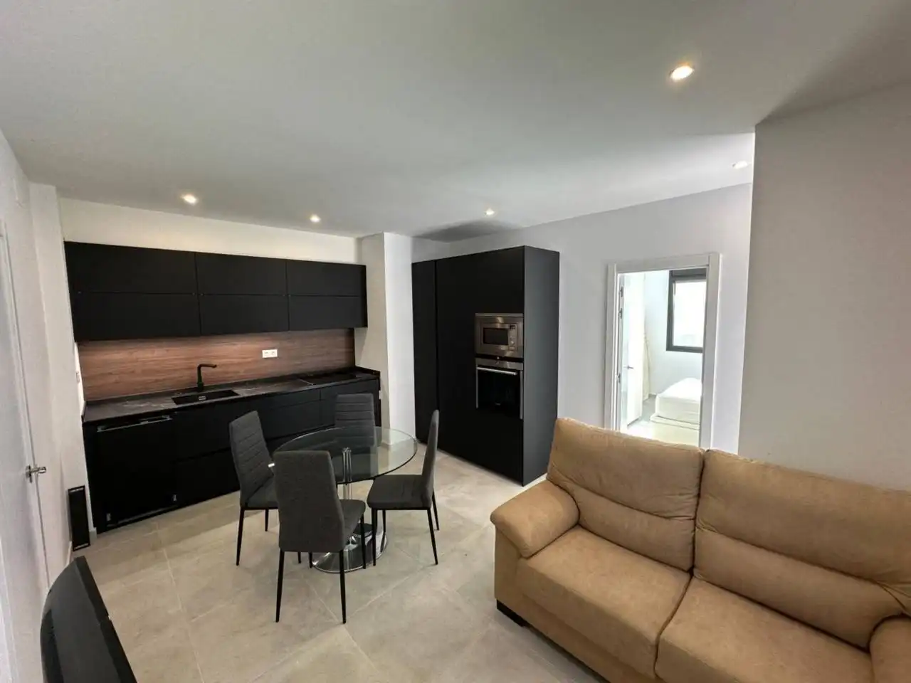 Cocina de Piso de alquiler en Cerdanyola del Vallès con Aire acondicionado y Terraza