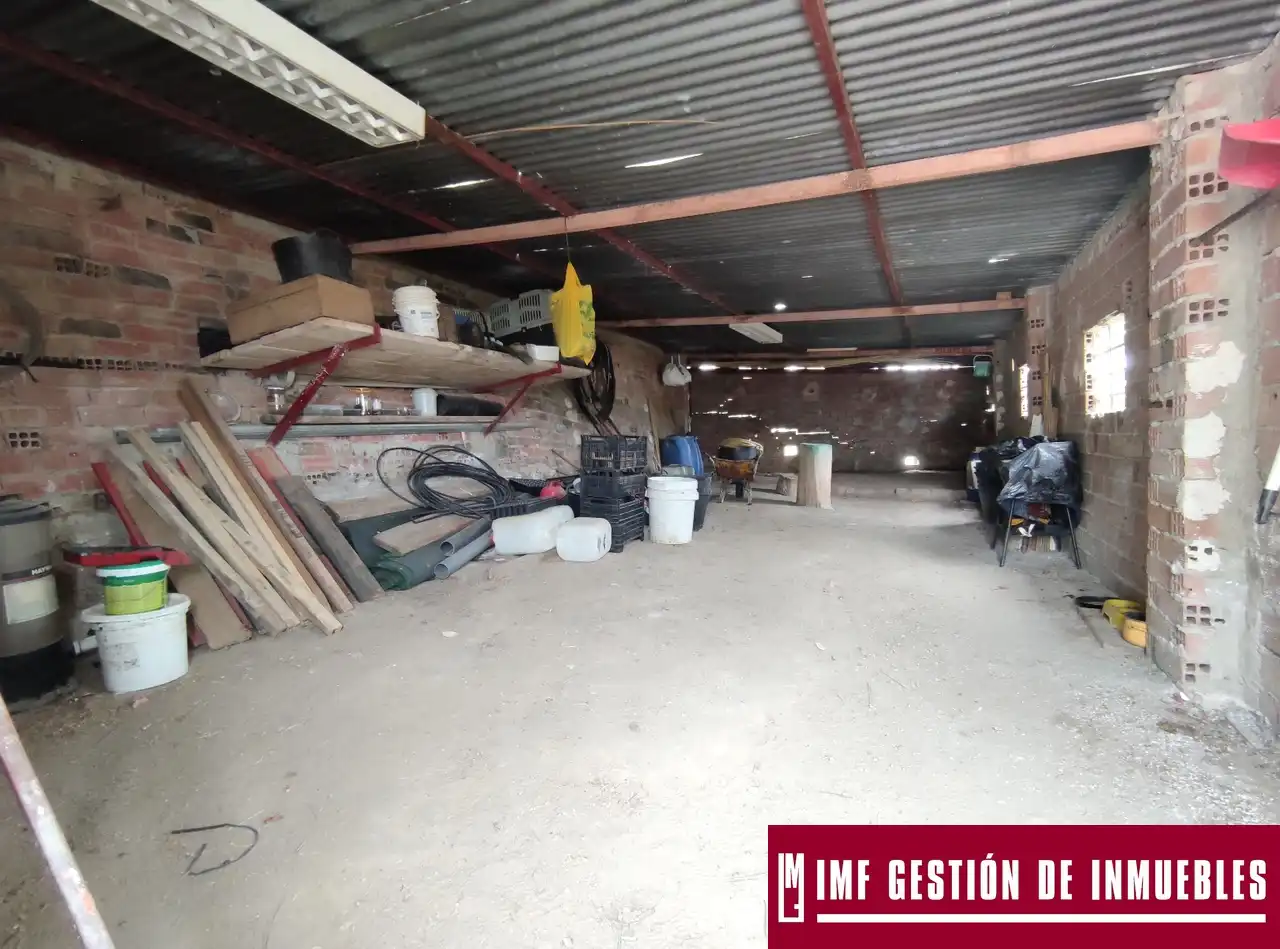 Finca rústica en venta en Vélez-Málaga con Jardín privado, Terraza y Trastero