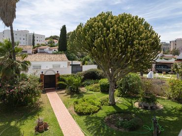 House with balcony for sale in Este