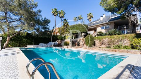 Chalet independiente en venta en Alfinach  Los Monasterios