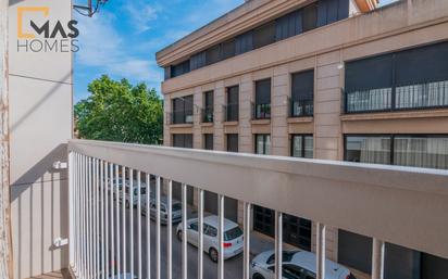 Exterior view of Flat for sale in Sabadell  with Heating