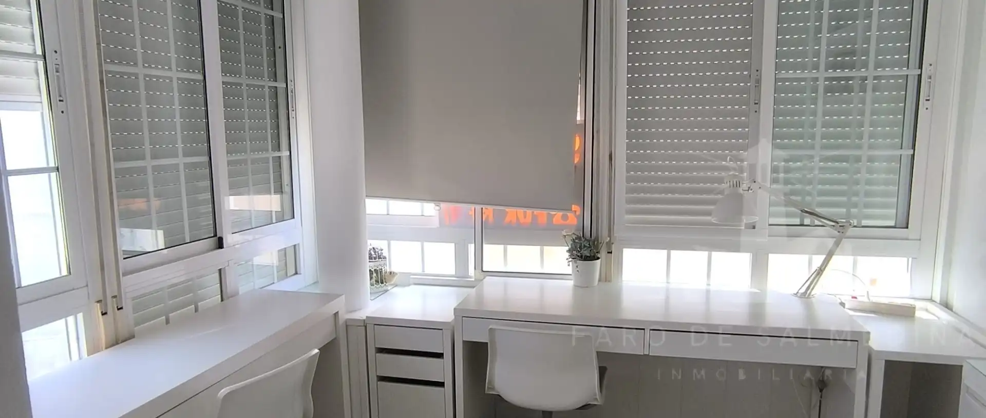 Exterior view of Flat for sale in Rota  with Air Conditioner, Terrace and Furnished