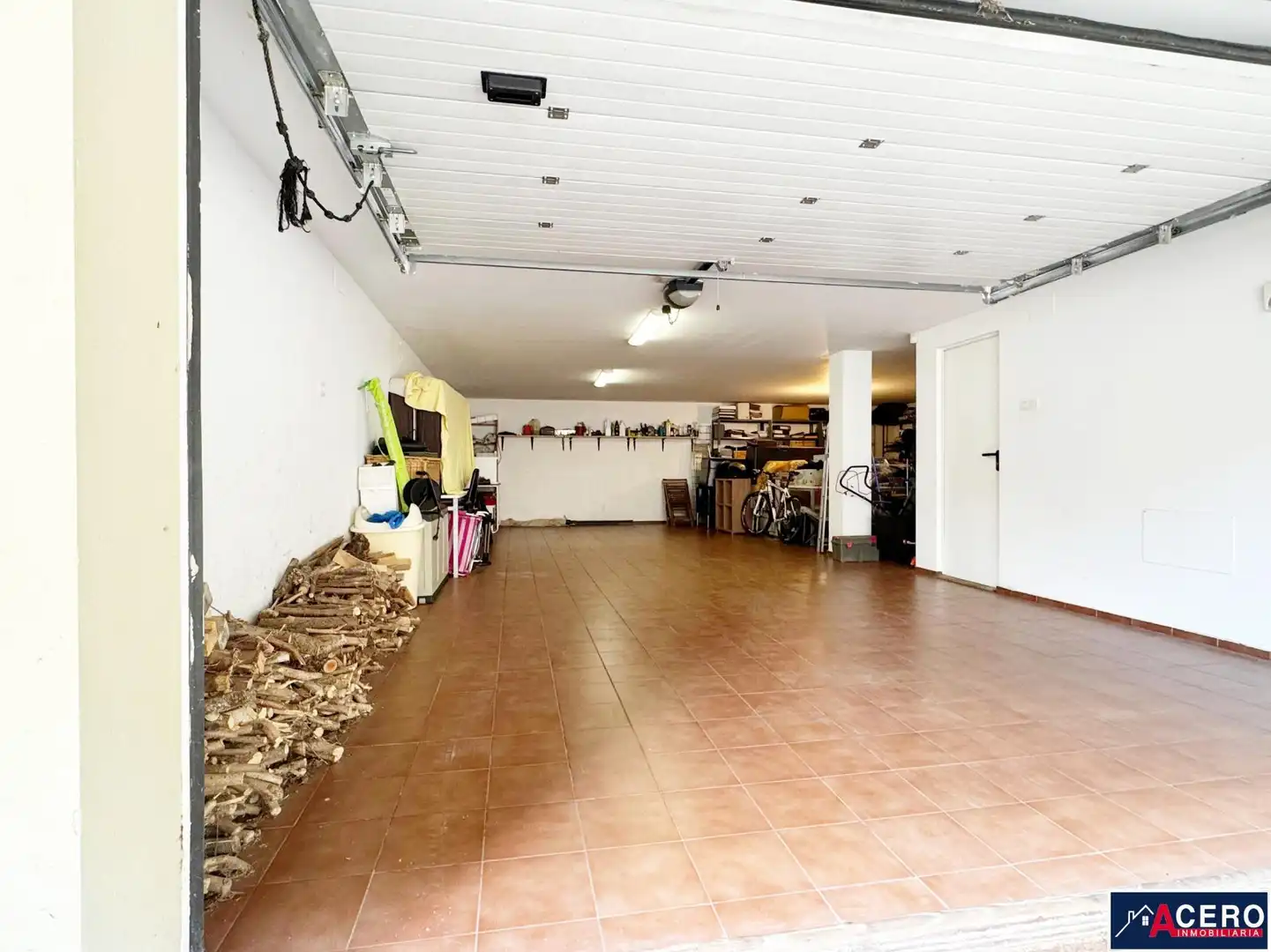 Casa o xalet en venda en Santa Cruz de Bezana amb Jardí privat i Piscina comunitària