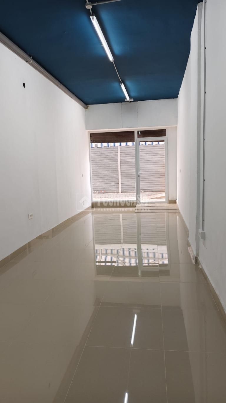 Local en venda en  Granada Capital