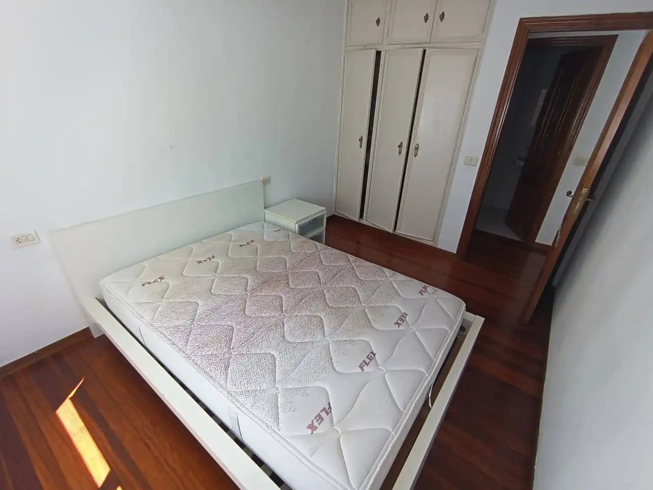 Flat for rent in Calle República Argentina, Ensanche - Sar