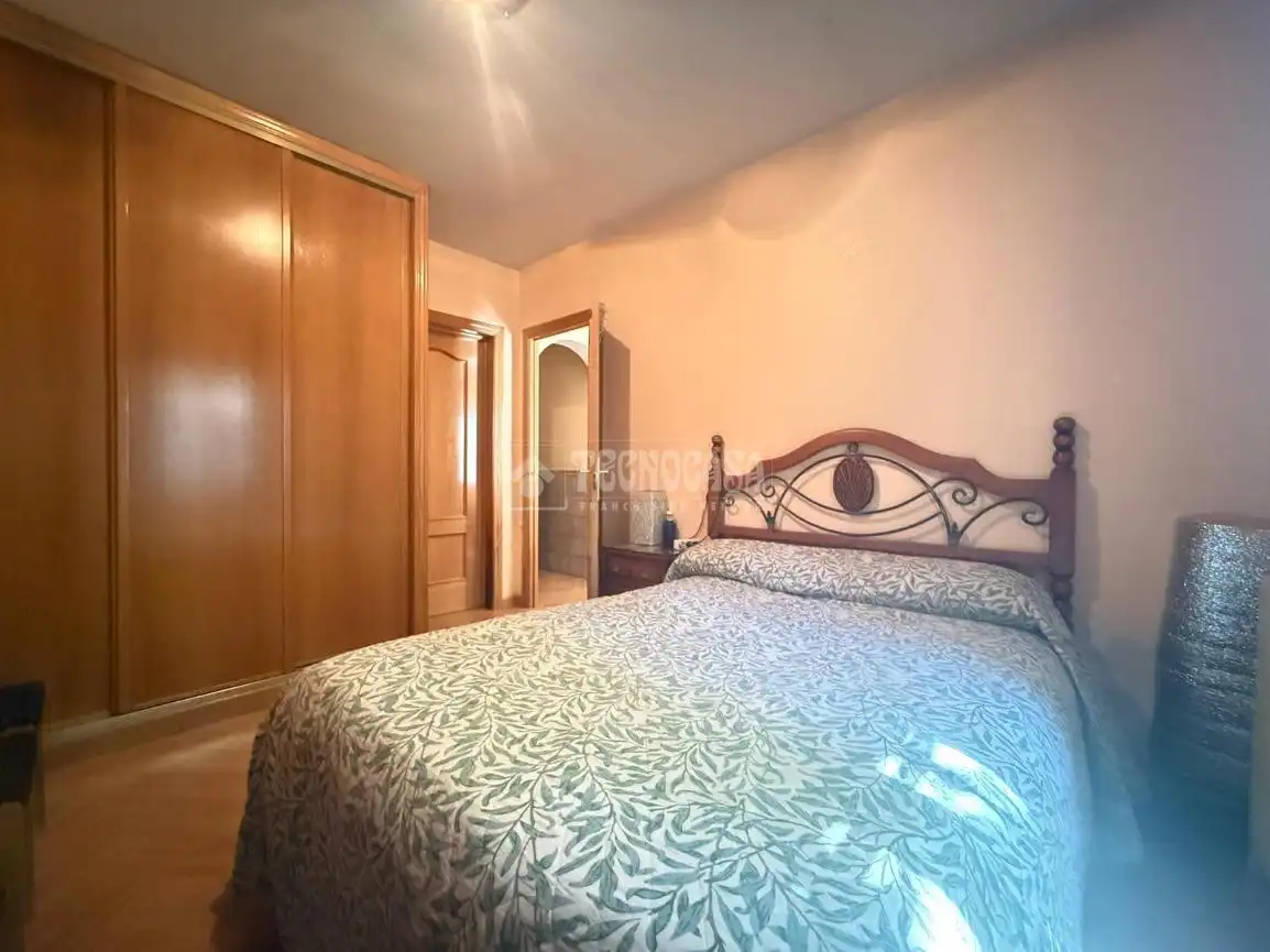 Bedroom of Houses for sale in Madrid  with Heating and Terrace