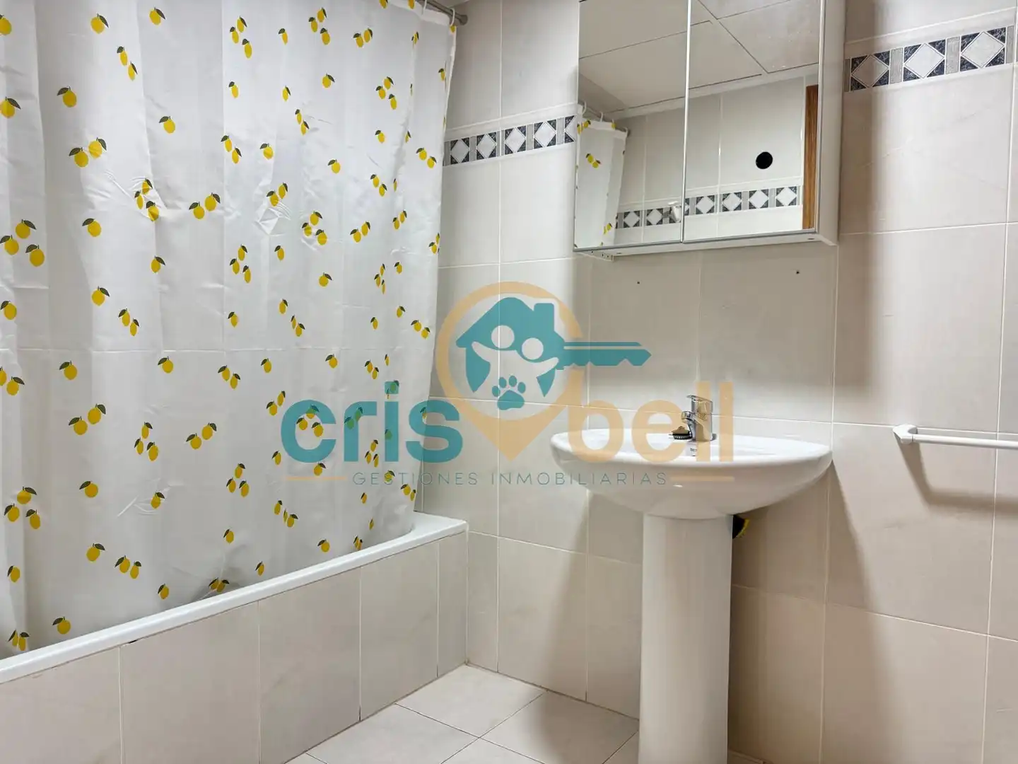 Baño de Piso en venta en Lorca con Aire acondicionado, Amueblado y Horno