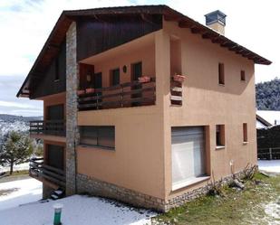 Exterior view of Flat for sale in Alp  with Air Conditioner, Heating and Private garden