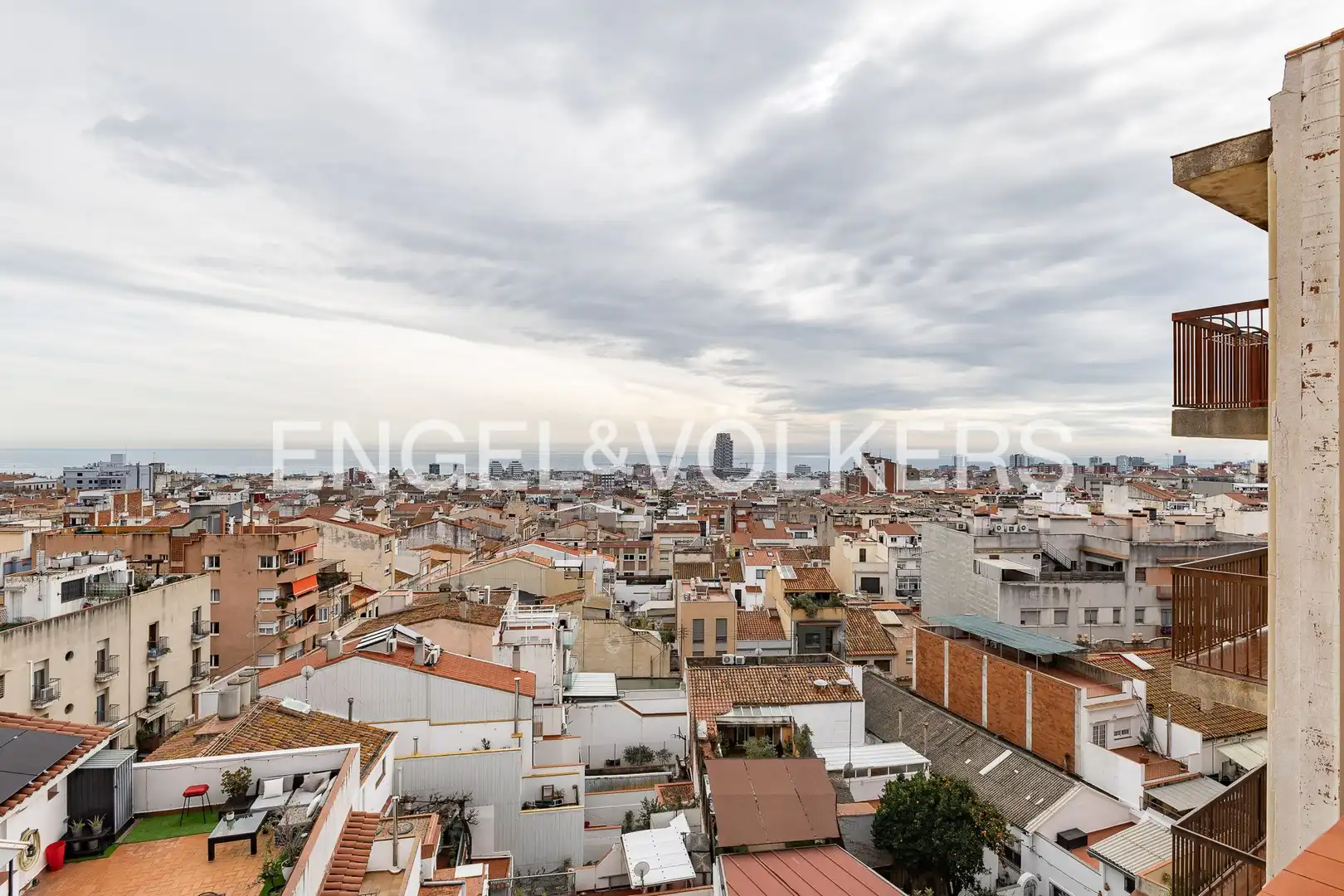 Exterior view of Flat for sale in Mataró  with Air Conditioner, Heating and Parquet flooring