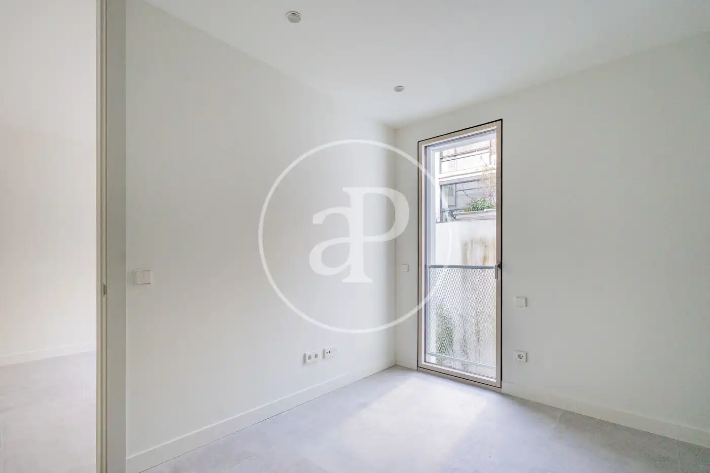 Habitación de Piso de alquiler en Madrid con Aire acondicionado, Calefacción y Jardín privado