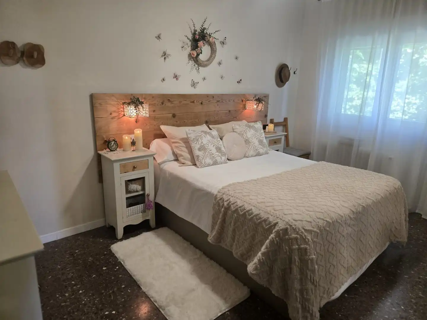 Dormitori de Casa o xalet en venda en Castellar del Vallès amb Jardí privat