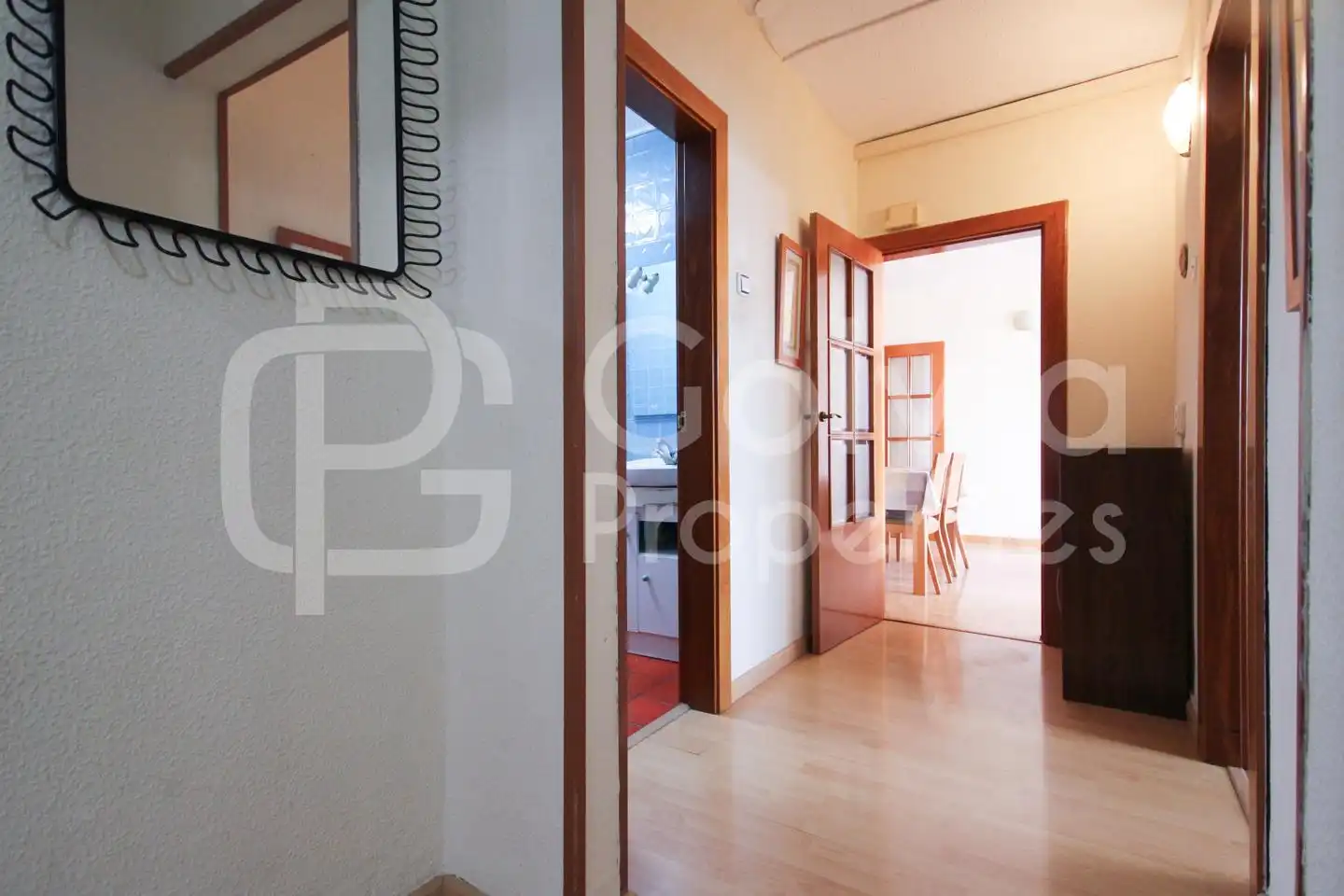 Flat for sale in L'Hospitalet de Llobregat  with Parquet flooring and Balcony