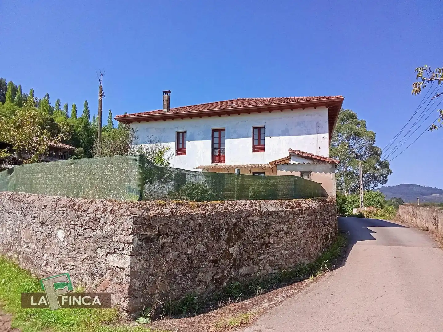 Vista exterior de Casa adosada en venta en Villaviciosa con Trastero