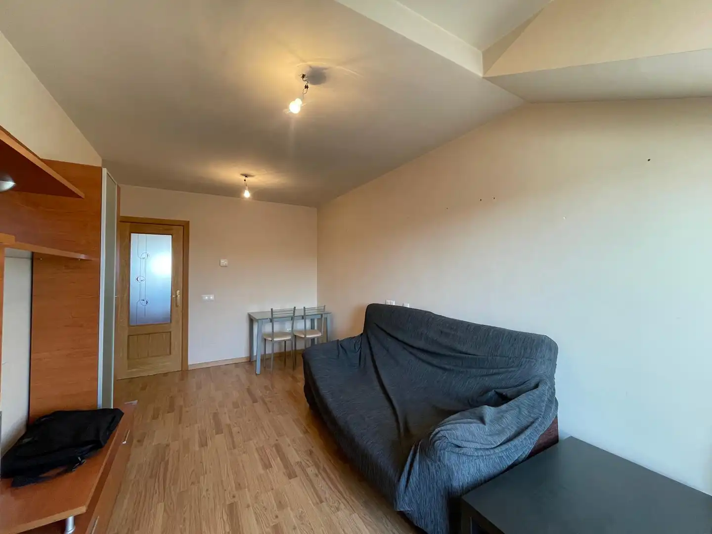 Wohnzimmer von Dachboden zur Miete in Venta de Baños mit Heizung, Parkett und Terrasse