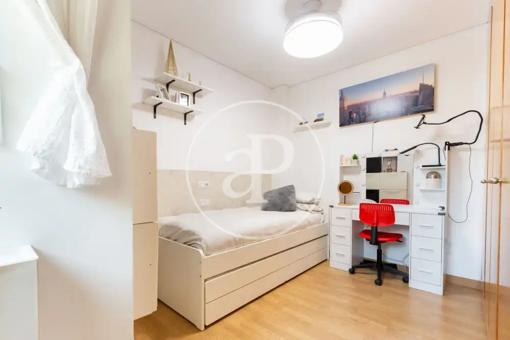 Bedroom of Houses for sale in Godelleta  with Air Conditioner, Heating and Private garden