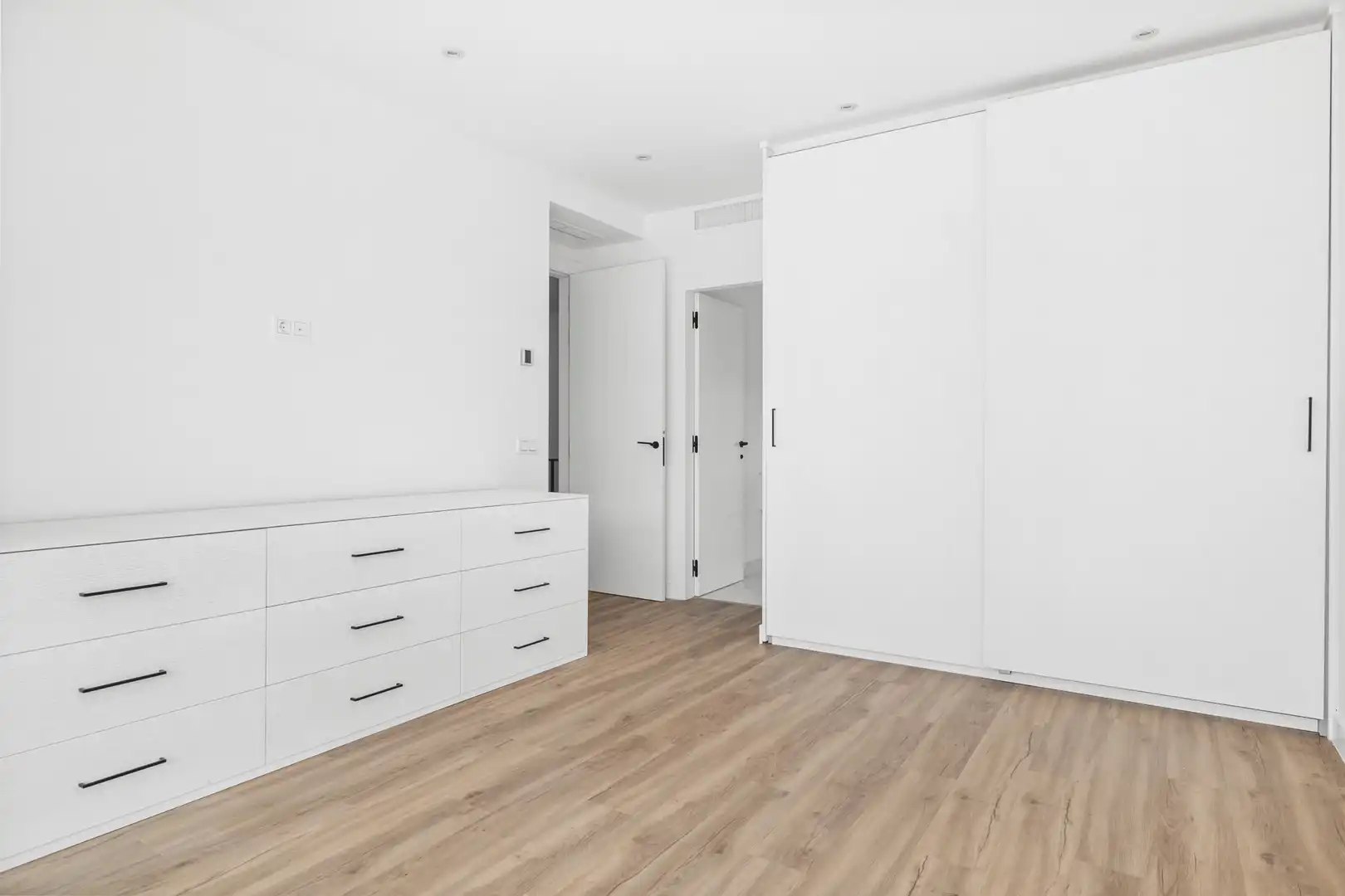 Habitación de Casa o chalet en venta en Marbella con Aire acondicionado, Jardín privado y Terraza