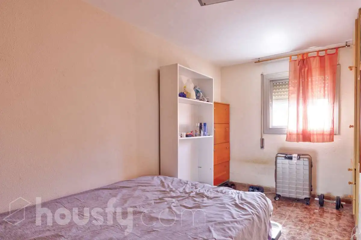 Schlafzimmer von Wohnung zum Verkauf in Barcelona mit Klimaanlage, Terrasse und Balkon