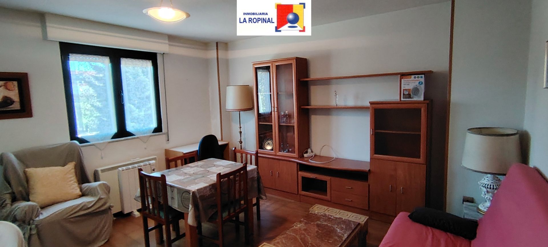 Living room of Apartment to rent in Salamanca Capital  with Heating, Parquet flooring and Furnished