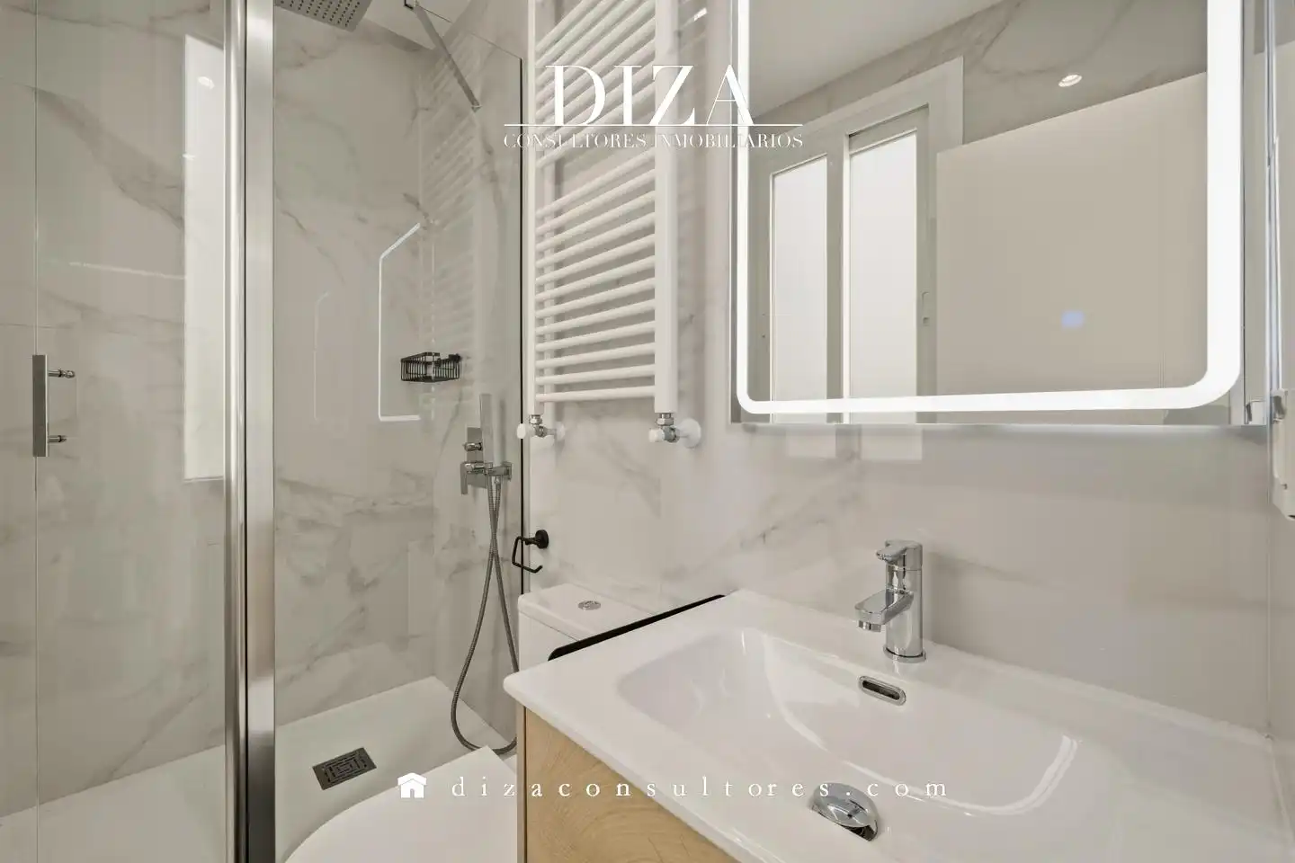Badezimmer von Dachboden zur Miete in Retiro