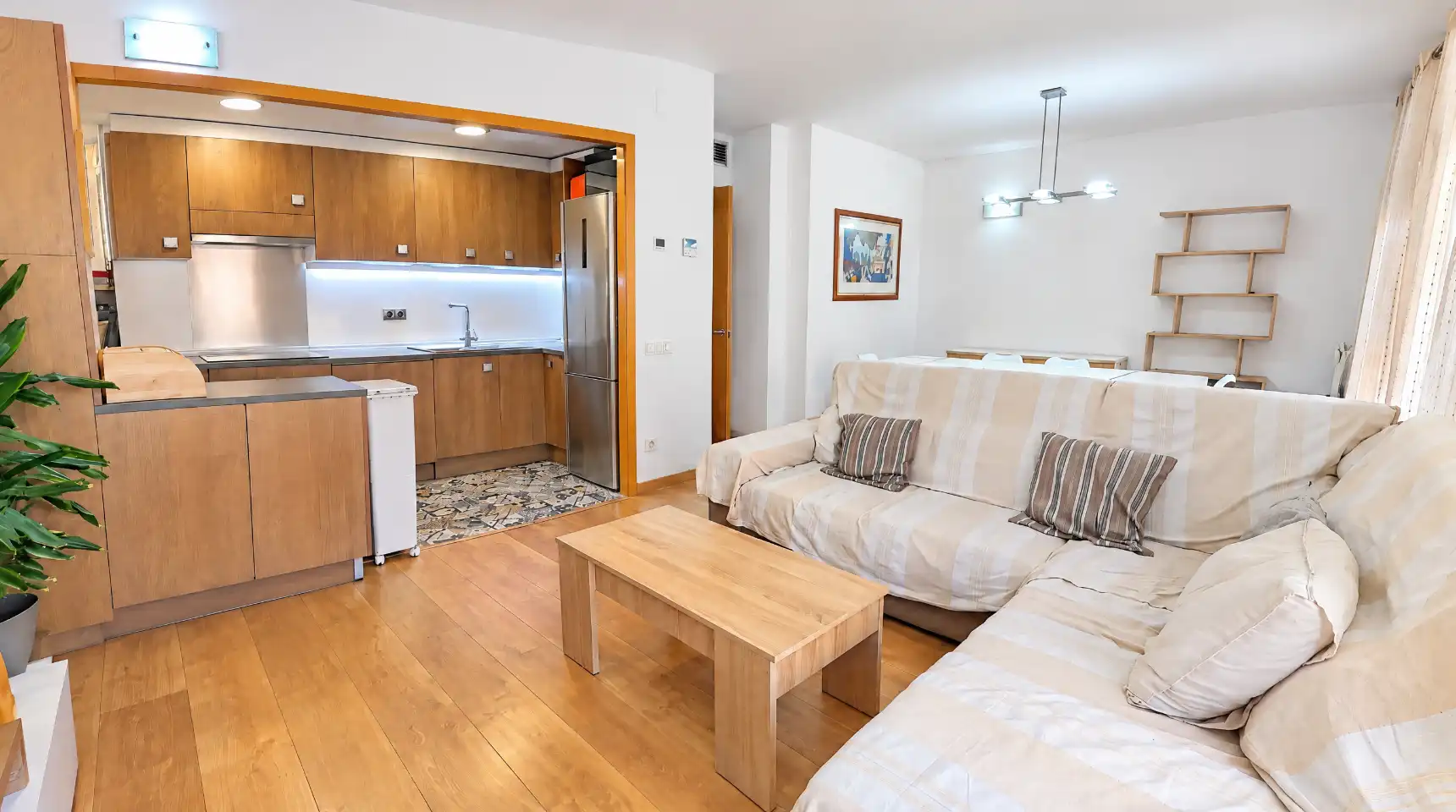 Flat with terrace for sale in Carrer de Claramunt, imagen 3
