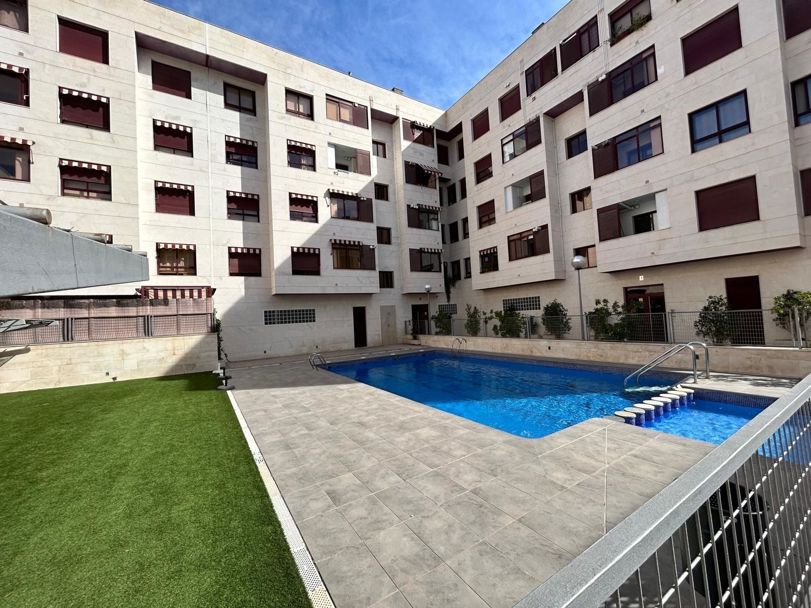 Piscina de Apartamento en venta en  Murcia Capital con Aire acondicionado, Terraza y Trastero