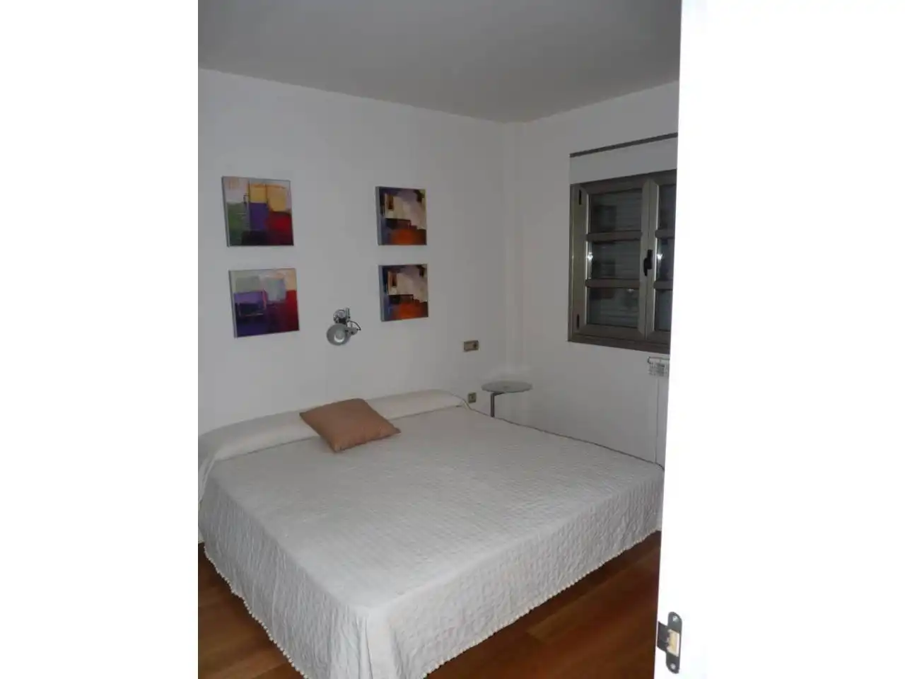 Dormitori de Casa o xalet en venda en Oviedo  amb Calefacció, Terrassa i Alarma