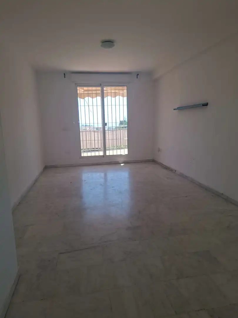 Dormitori de Casa adosada en venda en Benalmádena amb Aire condicionat, Terrassa i Traster