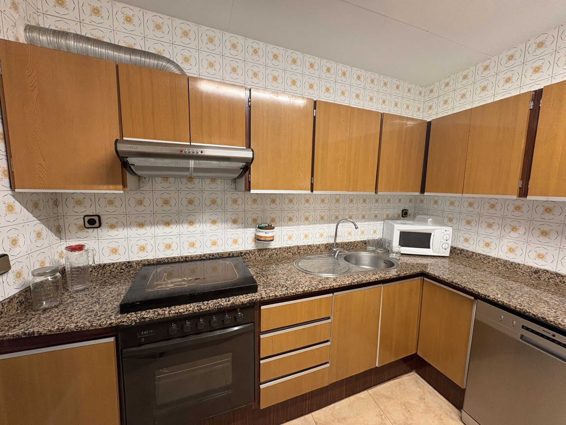 Kitchen of Flat to rent in Manresa  with Heating, Furnished and Oven