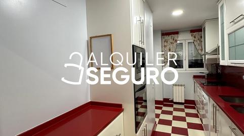 Foto 3 de Piso de alquiler en De Los Pinillas , Valdebernardo - Valderribas,  Madrid Capital
